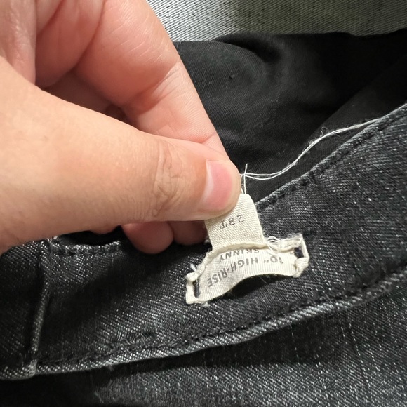 Madewell 10” High Rise Skinny Jeans 28T - Picture 3 of 5